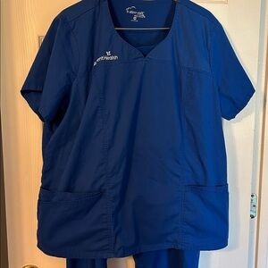 AdventHealth Royal blue scrubs 2xl top, XL bottom